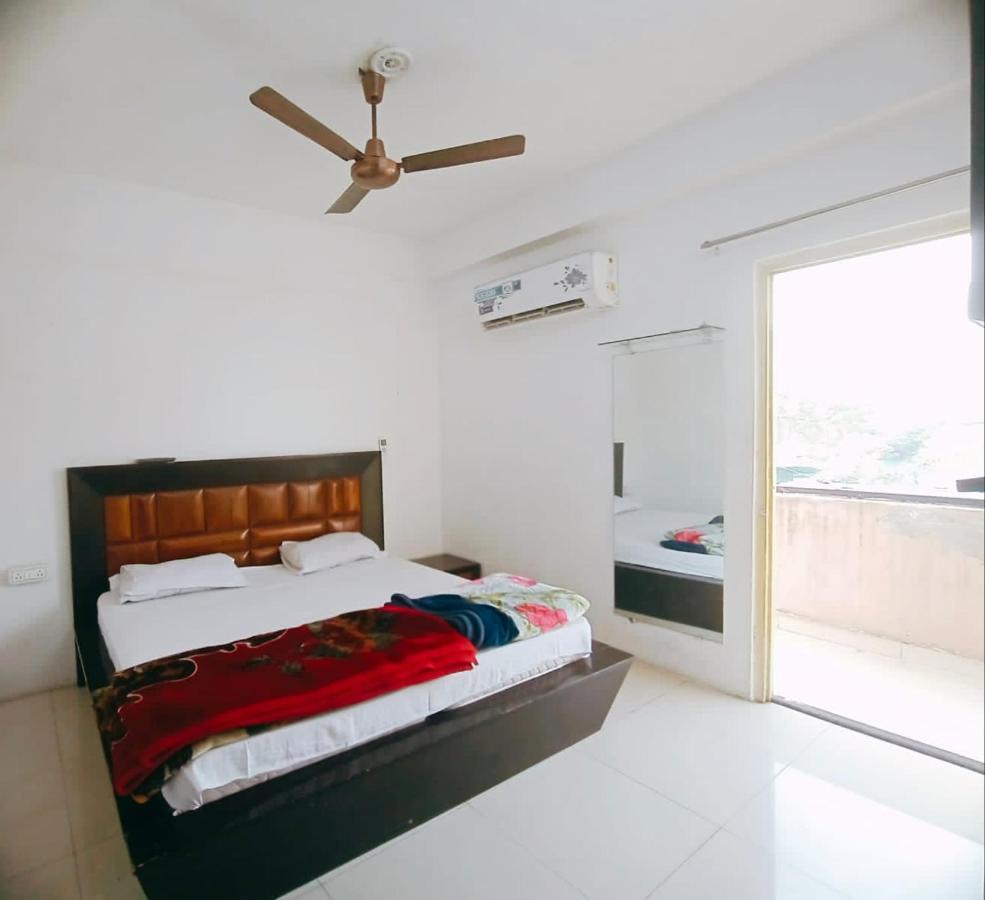 Homestay Ac Dormitory Nové Dillí Exteriér fotografie
