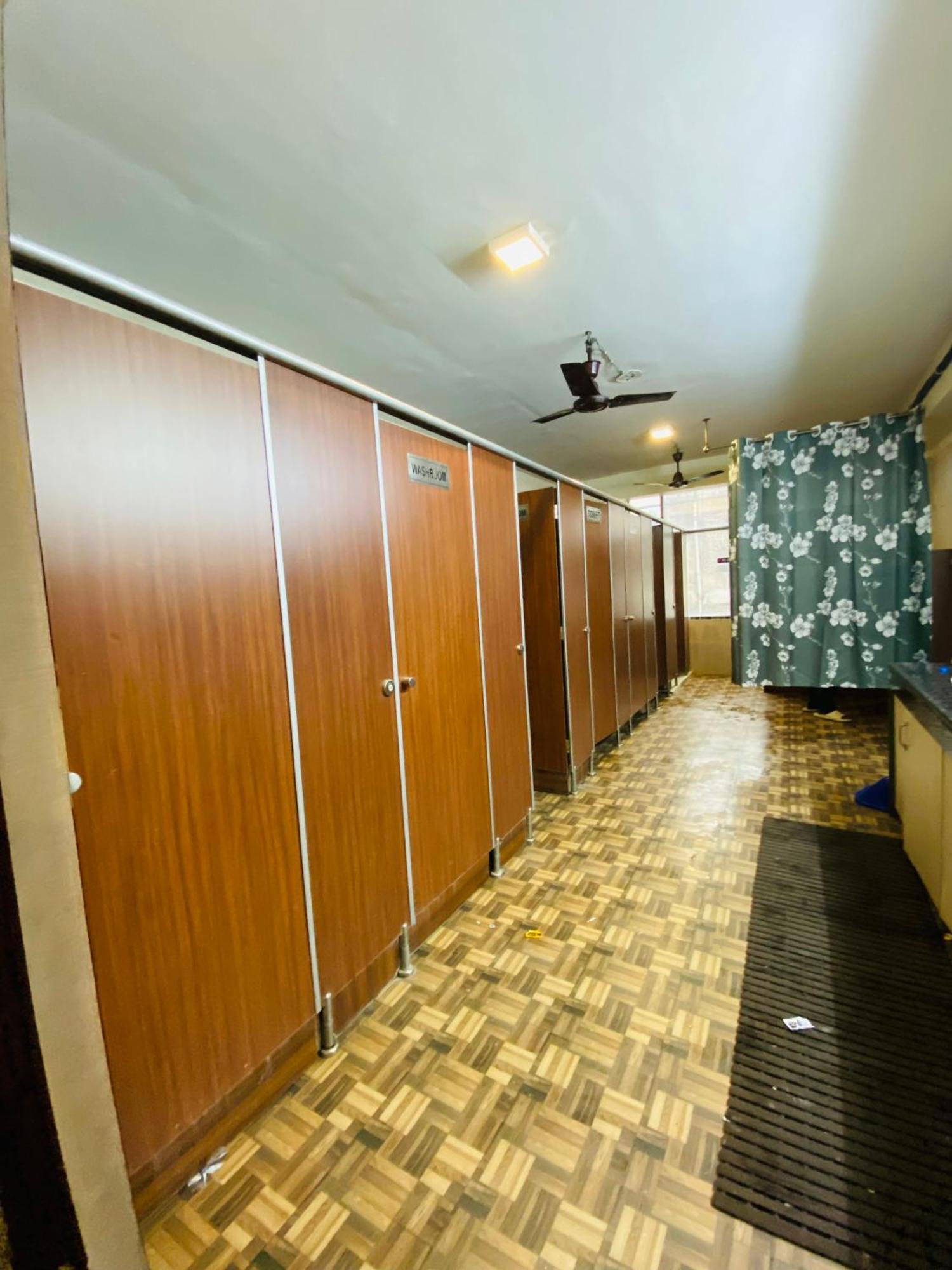 Homestay Ac Dormitory Nové Dillí Exteriér fotografie
