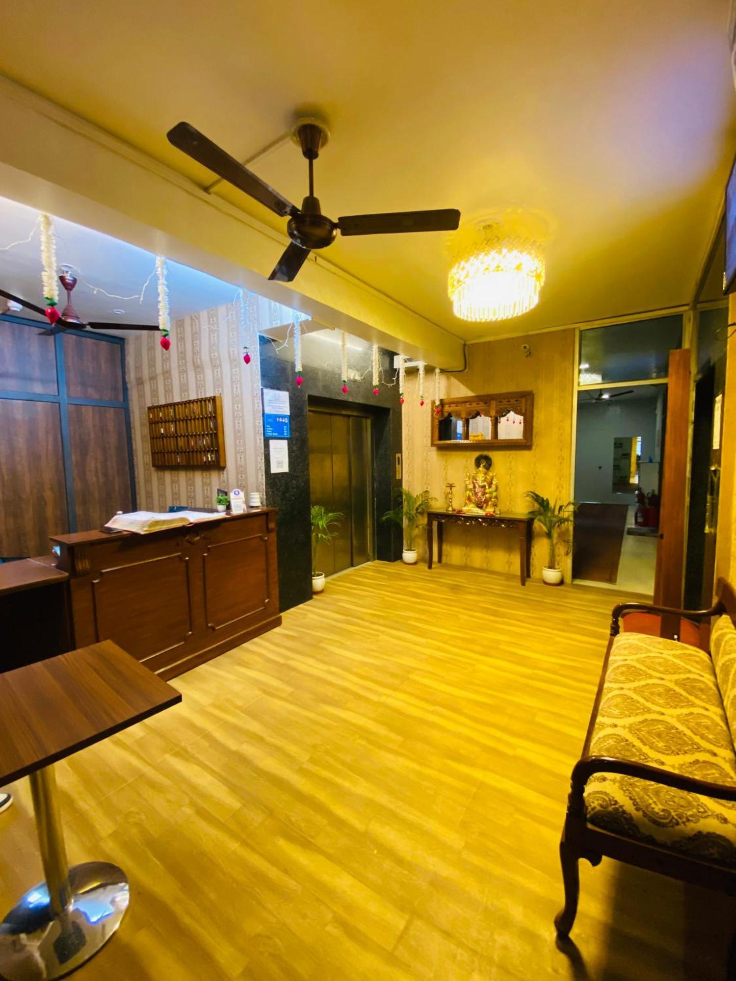 Homestay Ac Dormitory Nové Dillí Exteriér fotografie