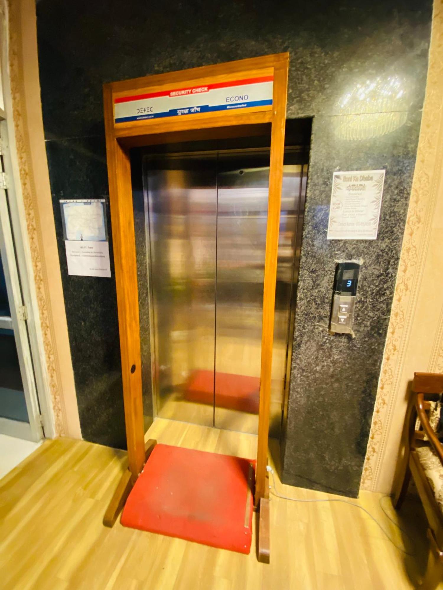 Homestay Ac Dormitory Nové Dillí Exteriér fotografie