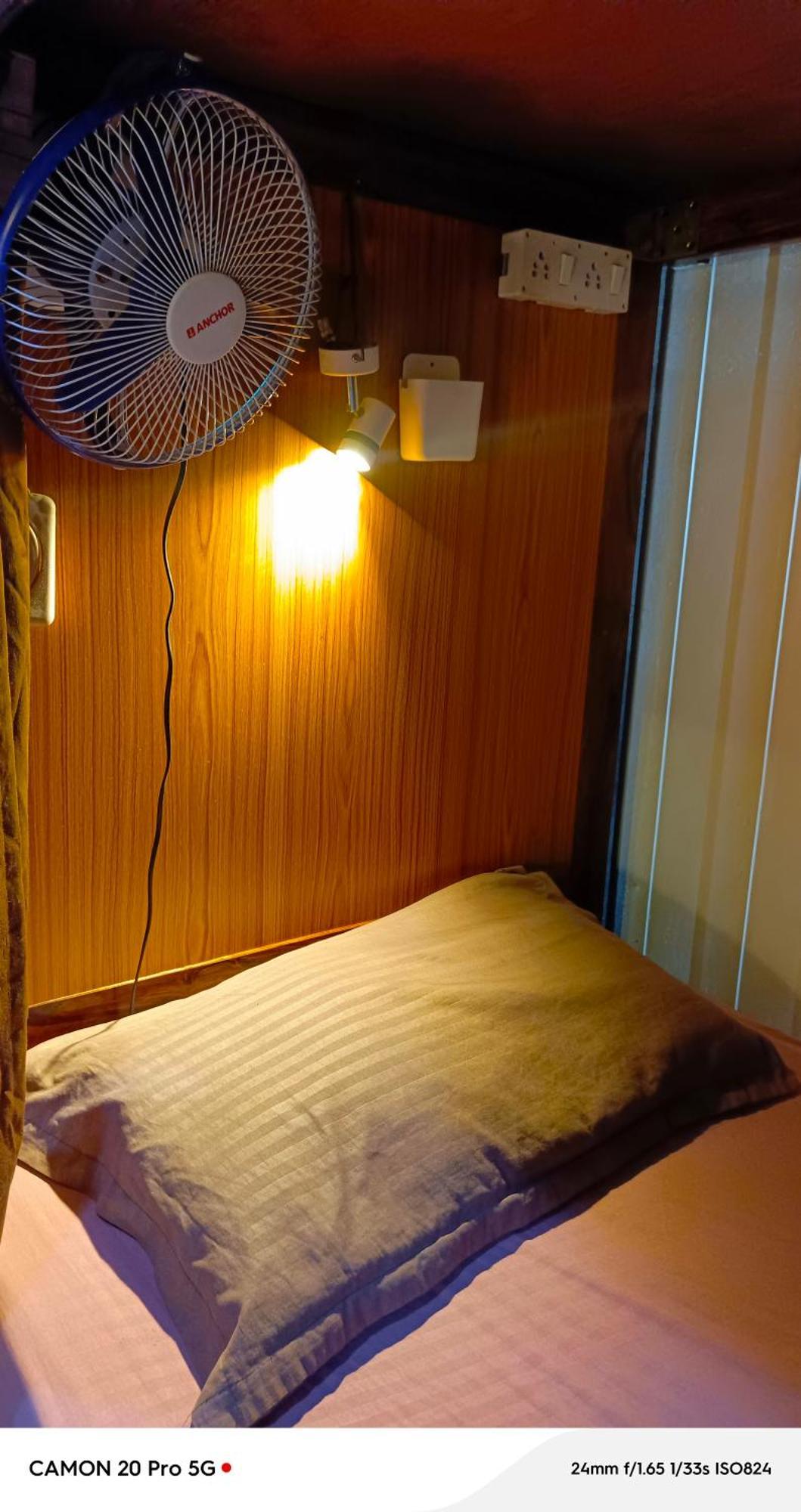 Homestay Ac Dormitory Nové Dillí Exteriér fotografie