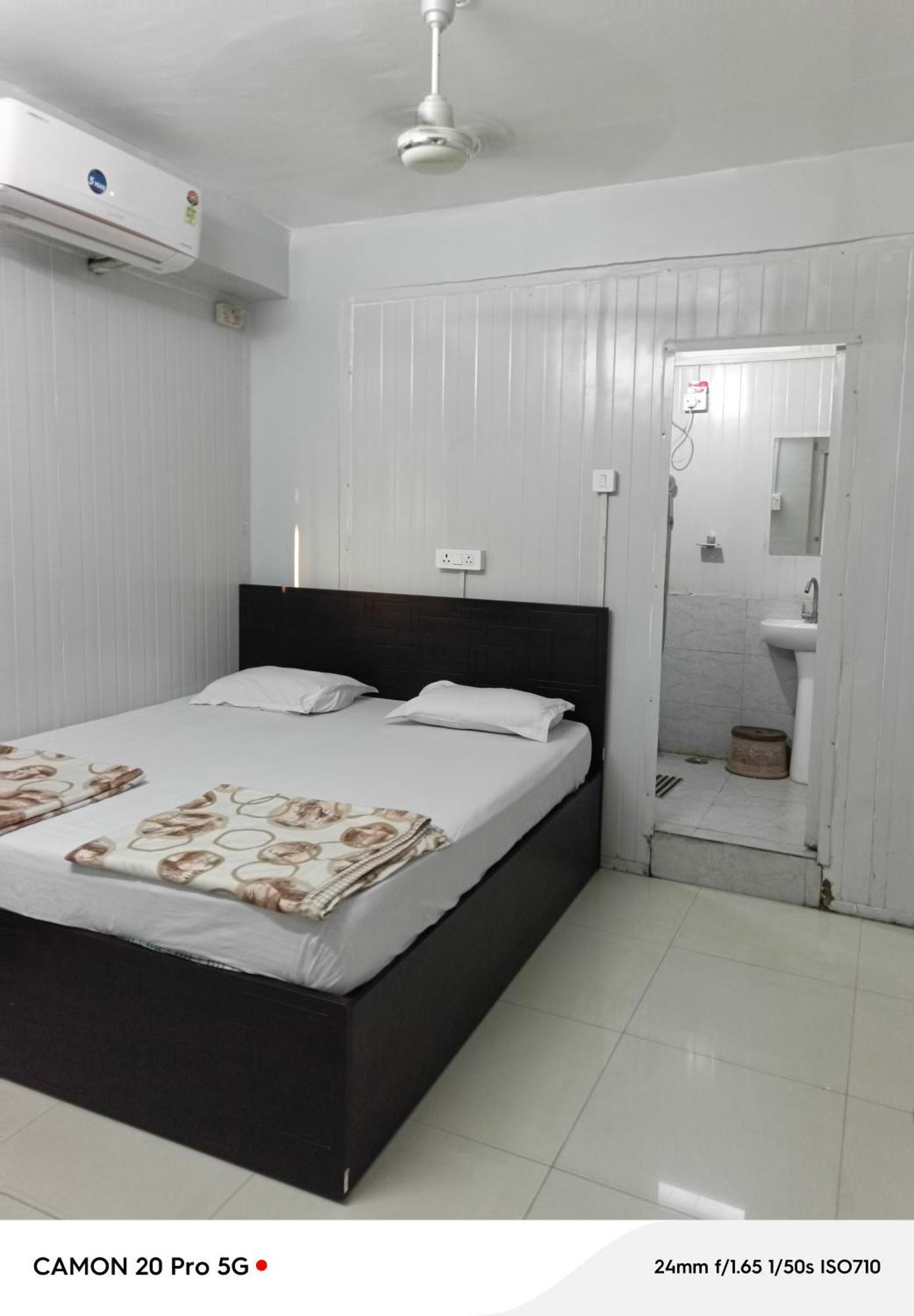 Homestay Ac Dormitory Nové Dillí Exteriér fotografie