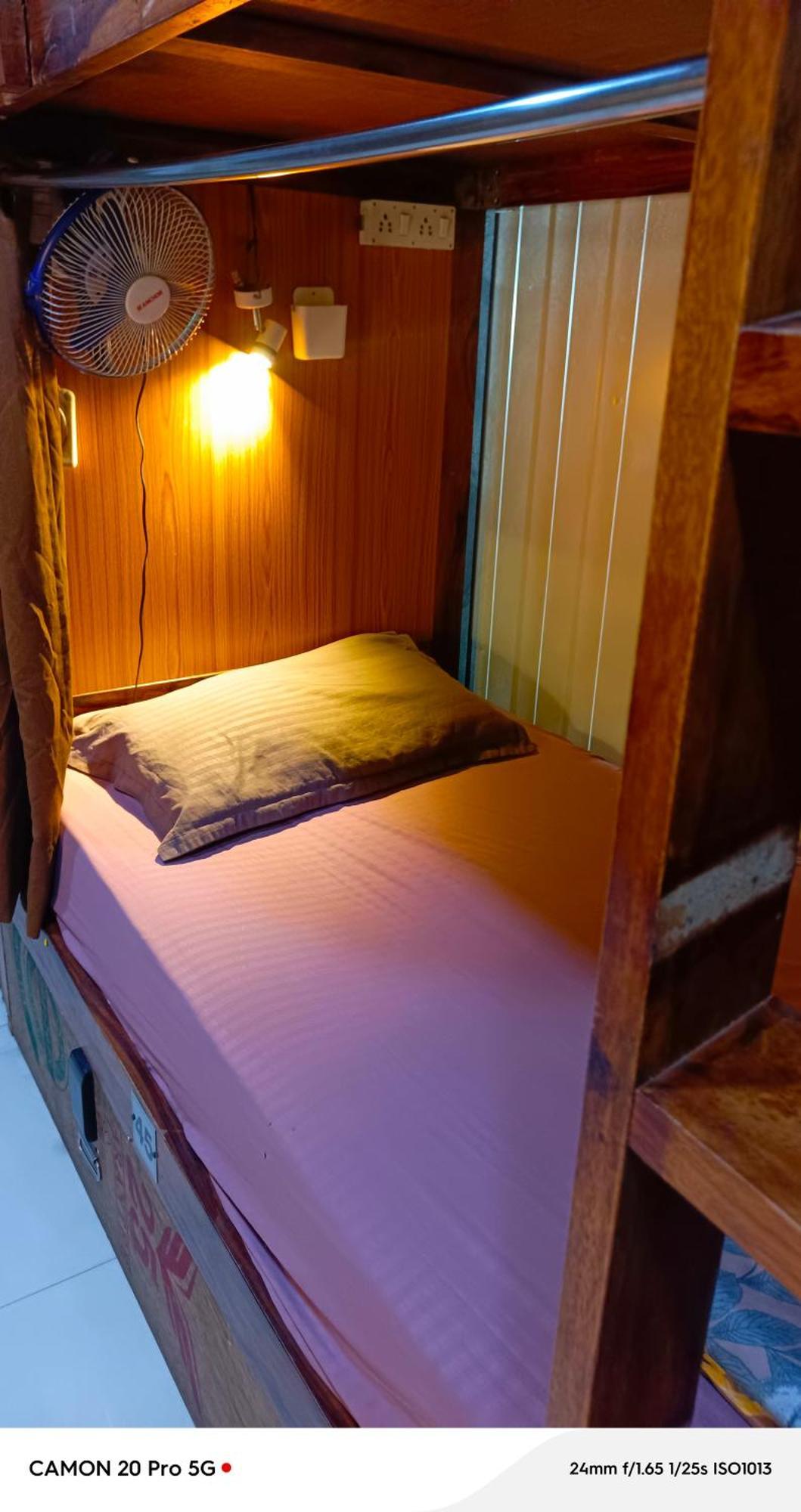 Homestay Ac Dormitory Nové Dillí Exteriér fotografie